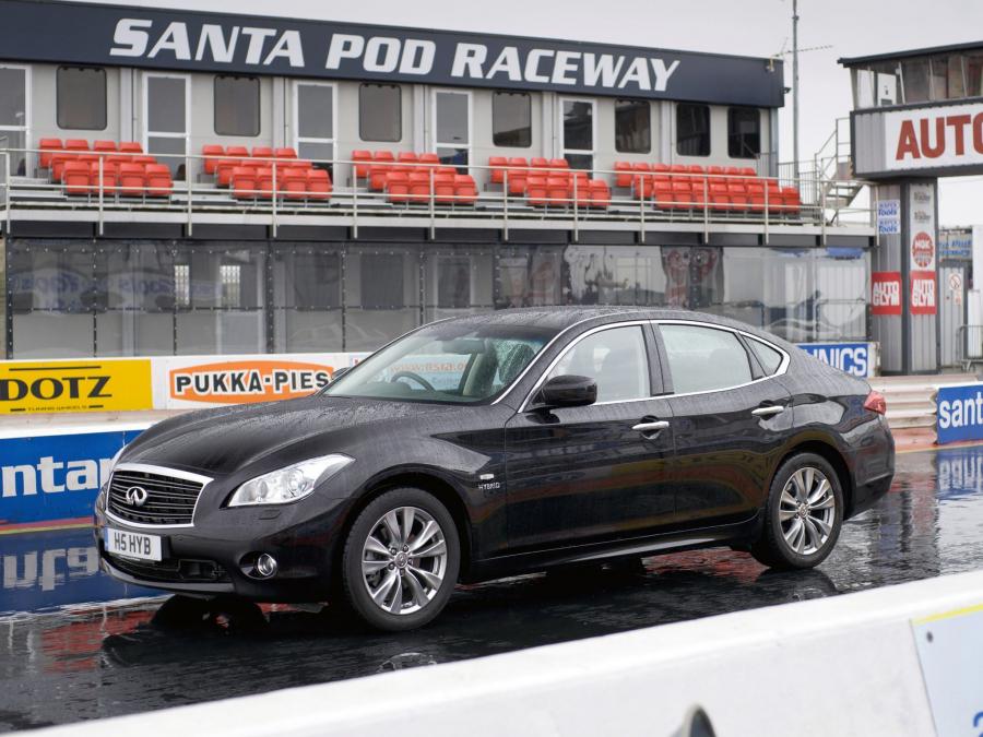  Infiniti M35h 2011 года  (UK) (фото 8 из 12)